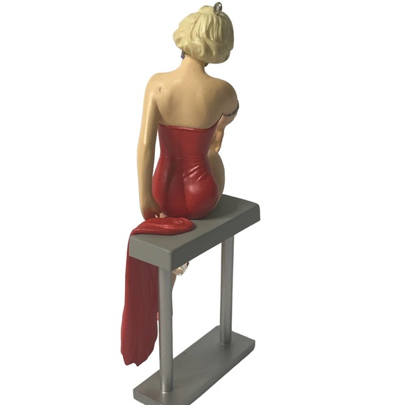 Marilyn Monroe x Hallmark, Set of 2 Ornament Figurines, 97-99, Special Edition - Picture 3 of 7